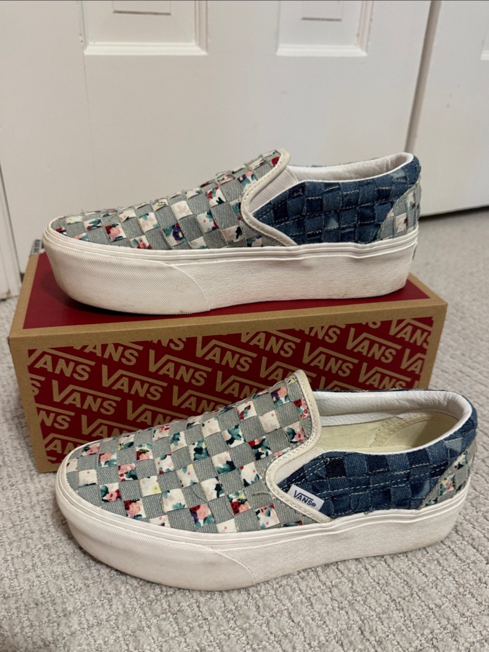 Vans Denim/floral Checkerboard Woven Platform Slip On- size 8.5 - rare!